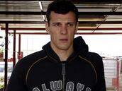 Squillaci: "Una oferta de Wenger es casi imposible de rechazar"