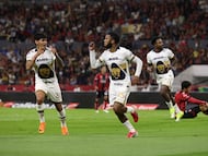 Pumas' Ecuadorian midfielder #45 Pedro Vite (C) celebrates scoring his team's first goal during the Liga MX Clausura tournament football match between Atlas and Pumas at Jalisco Stadium in Guadalajara, Mexico, on February 7, 2026. (Photo by Roberto ANTILLON / AFP)