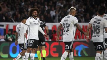 Formación confirmada de Colo Colo ante U. Católica en el Clásico del Campeonato Nacional 2024