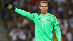 Neuer returns to Bayern training after seven-month absence