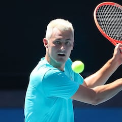 Tomic da positivo tras su escándalo en pleno partido