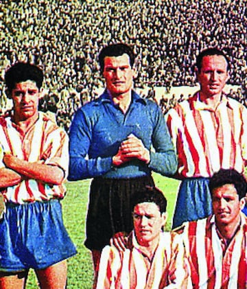 De 1948 a 1951 con el Atlético de Madrid y de 1952 a 1956 con el Espanyol