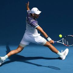 Thiem espera a Nadal o Kyrgios tras ganar a un apático Monfils