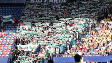 04/09/22 PARTIDO PRIMERA DIVISION
VILLARREAL CF - ELCHE CF
AFICIONADOS SEGUIDORES CALENTAMIENTO