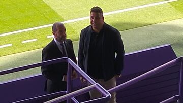 Ronaldo, junto a Espinar, en el palco.