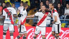 Mario Su&aacute;rez celebra su gol contra el Villarreal.
 
 