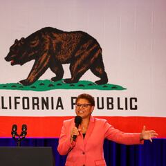 Karen Bass rechazó obsequios de LAFC, los Dodgers y las Kardashian