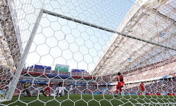 Lukaku convierte el debut de Panam¨¢ en una tortura