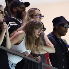 Strahan takes sides in controversy over Taylor Swift and the NFL