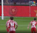 ¡Quedó en la historia!: el 'panenka' de Messi para su gol 700