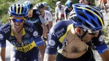 <b>ESFUERZO SIN PREMIO. </b>Dani Navarro tira de Contador en el ataque del Saxo Bank en Valdezcaray. Froome y Roche están a punto de enlazar.