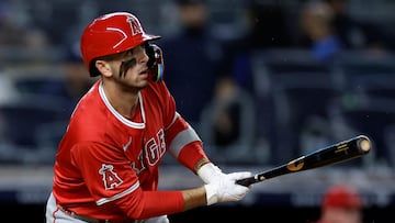 NEW YORK, NY - AUGUST 7: Zach Neto #9 of the Los Angeles Angels hits a two-RBI double during the fourth inning in the second game of a doubleheader against the New York Yankees at Yankee Stadium on August 7, 2024 in New York City. Adam Hunger/Getty Images/AFP (Photo by Adam Hunger / GETTY IMAGES NORTH AMERICA / Getty Images via AFP)