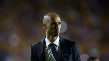Tigres' Argentine coach Guido Pizarro looks at the end of the Liga MX Clausura football match between Tigres and Monterrey at the UANL University Stadium in San Nicol�s de los Garza, Nuevo Leon state, Mexico on April 12, 2025. (Photo by Julio Cesar AGUILAR / AFP)