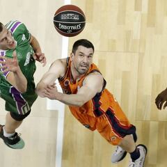 Nedovic-Rafa Martínez: Duelo caliente en un partido de gran responsabilidad