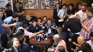 Angelici: "Nosotros nos debemos al hincha de Boca"