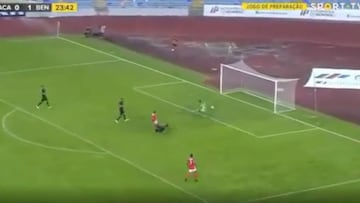 No se esperaba menos de él: vean el primer gol de RDT con el Benfica