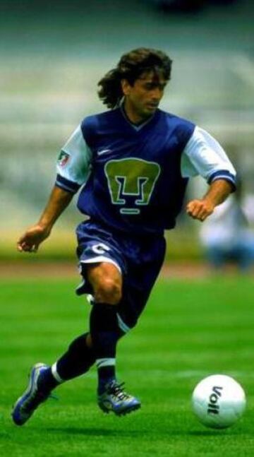 8 futbolistas nacionales vistieron la camiseta mexicana: Angel Bustos, Juan Carlos Vera, Juan Carreño, Martín Gálvez, Mauricio Donoso, Osvaldo Castro, Pedro García Barros, Richard Zambrano (en la foto).