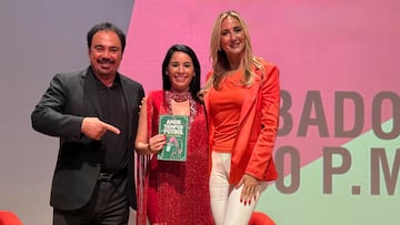 Parejas, sacrificios y fútbol: Hugo Sánchez arropa presentación de libro