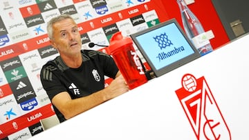 12-10 Rueda de prensa del entrenador del Granada CF, Fran Escribá, previa al partido que enfrentara al Granada CF y al Cordoba CF en la jornada 9 de la Liga Hypermotion