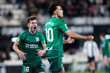 Un doblete del centrocampista del equipo burgalés le hace acreedor de un hueco en el once de la jornada. Sus dos goles encarrilaron la clara victoria de su equipo ante el Cartagena.