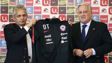 Arturo Salah en la presentación de Reinaldo Rueda.