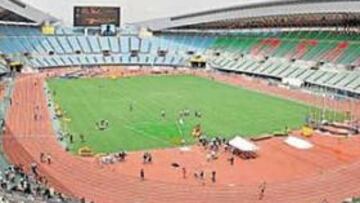 <b>LA PISTA DE LOS RÉCORDS. </b>El imponente Nagai Stadium, en Osaka, ha preparado una pista rapidísima en la que se espera que puedan caer varios récords mundiales.