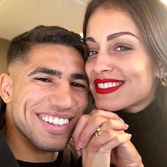 Achraf Hakimi e Hiba Abouk, padres por segunda vez con una asombrosa coincidencia