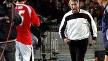 <B>PAGA CARA SU PREPOTENCIA.</B> El delantero recriminó a su seleccionador que le cambiase.