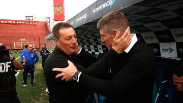 No es ‘Vitamina’ Sánchez: este es el técnico que llegaría a la UC