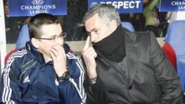 Mou: "Estoy enfadadísimo; el árbitro debió ver el penalti"