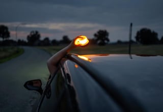 Amazon ha vendido más de 10.000 unidades de una de las mejores balizas V16 para el coche en los últimos días