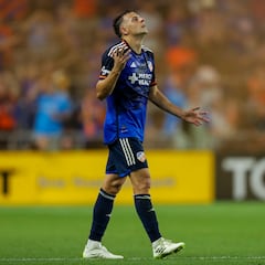 Santiago Arias encuentra su recuperación en la MLS