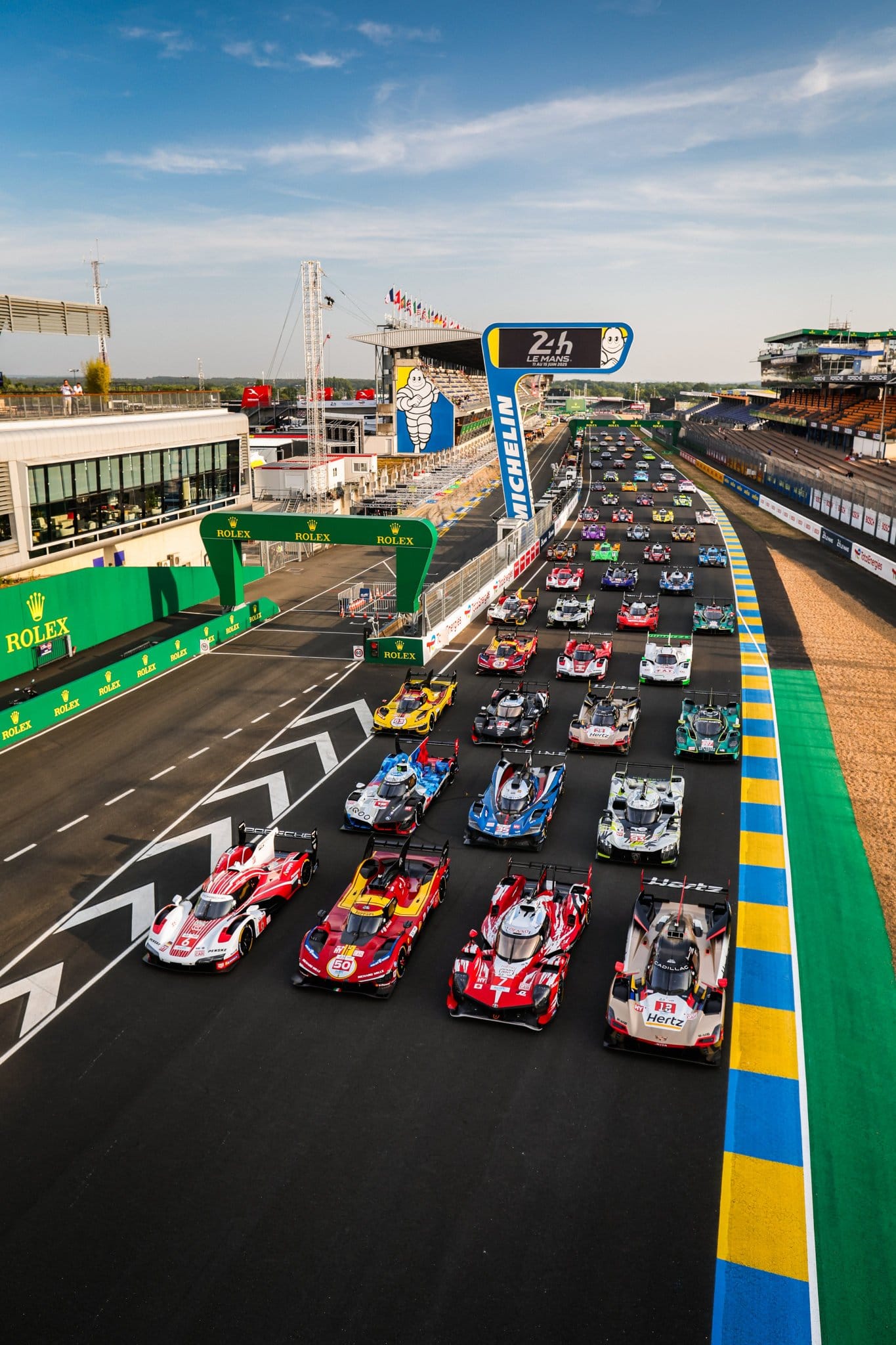 Parrilla de las 24 Horas de Le Mans, con Ferrari, Toyota, Porsche y Cadillac.