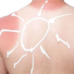 Médicos alertan de la técnica que todos realizamos en playas y piscinas y que es perjudicial para nuestra salud: “Es una señal de daño”