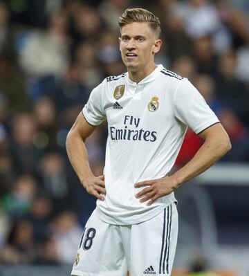 En la medular, Llorente, parece que puede recalar en el Atlético, emulando a su abuelo Ramón Grosso, que ya jugó una temporada con los colchoneros siendo decisivo para que no bajasen a Segunda (temporada 63-64).