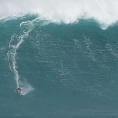 Justine Dupont arrasa en los premios de surf de olas gigantes