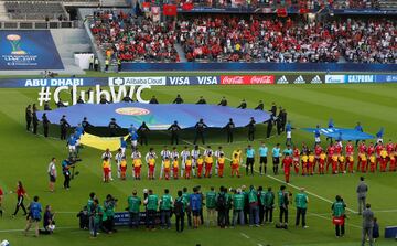 Soccer Football - FIFA Club World Cup - CF Pachuca vs Wydad AC - Zayed Sports City Stadium, Abu Dhabi, United Arab Emirates - December 9, 2017 General view of the players lined up before the match REUTERS/Ahmed Jadallah