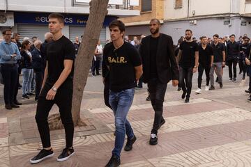 La plantilla del Villarreal acudió al completo. 