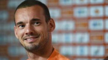 Sneijder, en rueda de prensa.