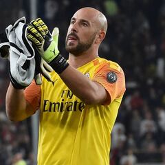 El Milán suspende la salida de Pepe Reina