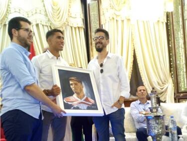 Achraf, homenajeado en Marruecos por la peña Remate