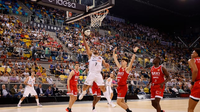 Hezonja, Llull y la defensa despiertan del sueño al Manresa