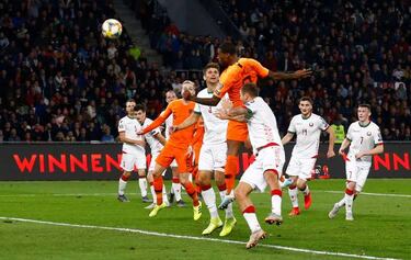 Van Dijk says Netherlands were lucky to avoid Belarus scare