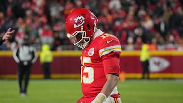 Algo pasa con Mahomes, Kelce y los Chiefs