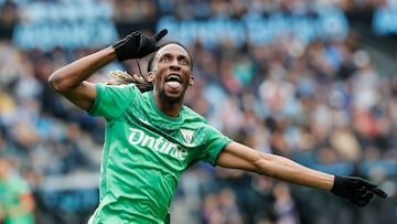 Vigo (Pontevedra), 08/03/2025.- El jugador del Leganés Yvan Neyou celebra el primer gol de su equipo durante el partido de Liga celebrado en el estadio Balaídos de Vigo. EFE/Salvador Sas