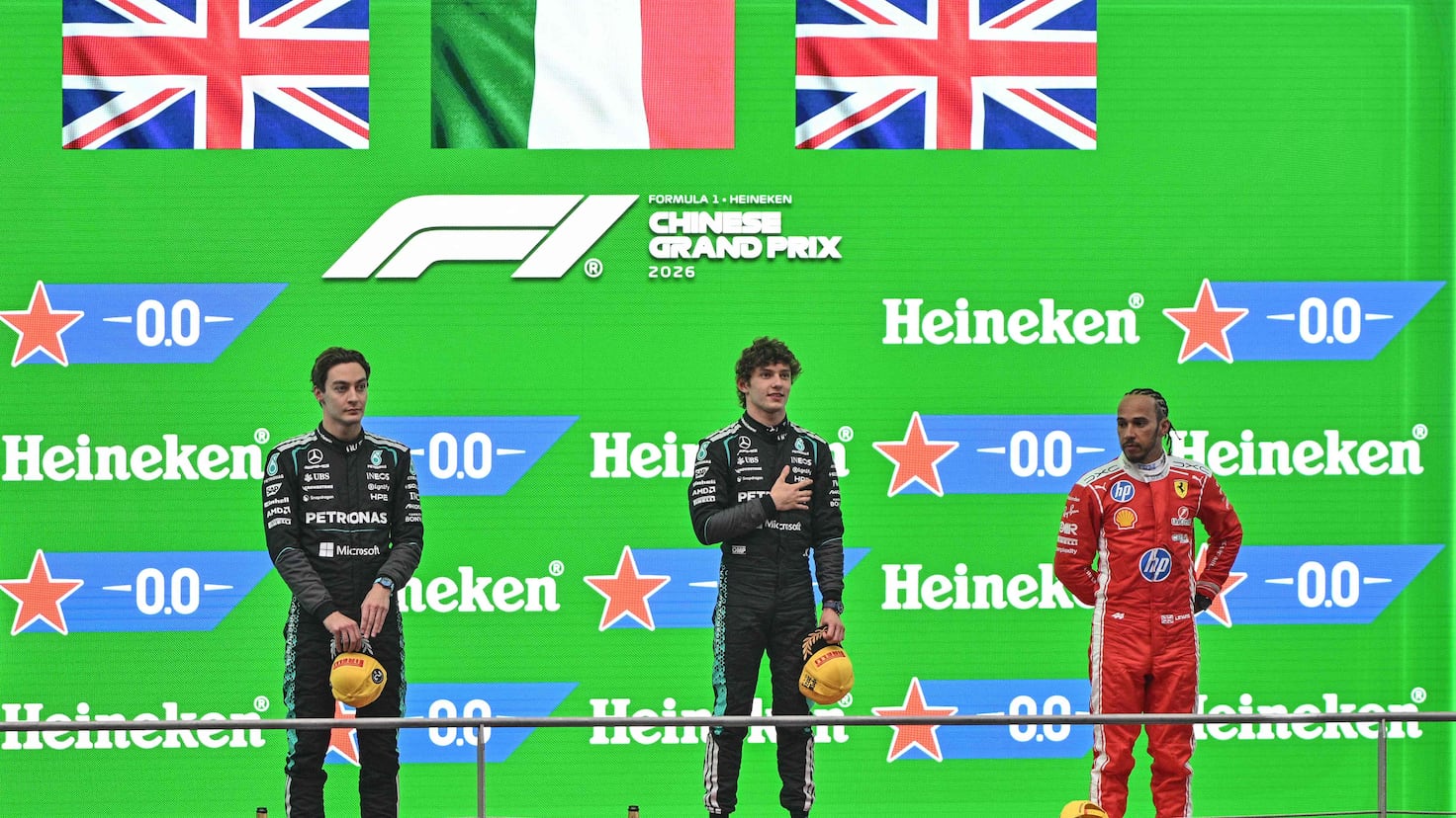 Kimi Antonelli celebra su victoria en el GP de China