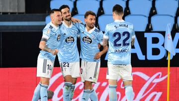 Iago Aspas, Brais M&eacute;ndez, Kevin V&aacute;zquez y Santi Mina celebran el primer gol del Celta contra el Levante en Bala&iacute;dos.