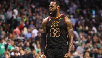 BOSTON, MA - MAY 27: LeBron James #23 of the Cleveland Cavaliers reacts in the second half against the Boston Celtics during Game Seven of the 2018 NBA Eastern Conference Finals at TD Garden on May 27, 2018 in Boston, Massachusetts. NOTE TO USER: User expressly acknowledges and agrees that, by downloading and or using this photograph, User is consenting to the terms and conditions of the Getty Images License Agreement. Maddie Meyer/Getty Images/AFP
== FOR NEWSPAPERS, INTERNET, TELCOS & TELEVISION USE ONLY ==