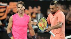 Nick Kyrgios saluda a Rafa Nadal tras su partido de octavos de final en el Open de Australia 2020.