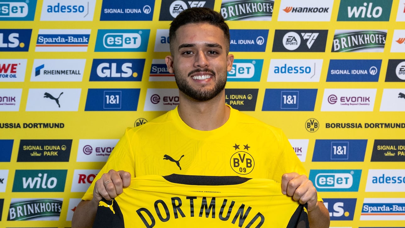 ¡Yan Couto ya es del Dortmund!